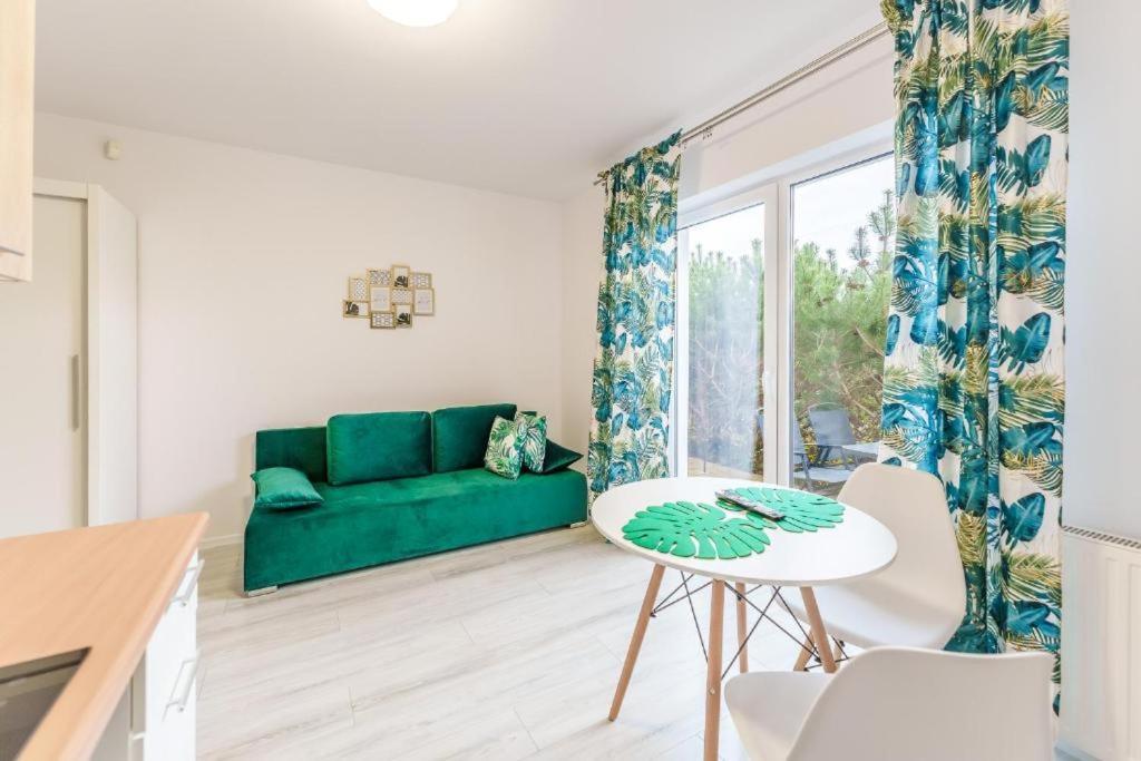 Apartamenty Przy Plazy, Ogrod - Grzybowo-Kolobrzeg - Nadmorska 26 กชึชโบโว ภายนอก รูปภาพ